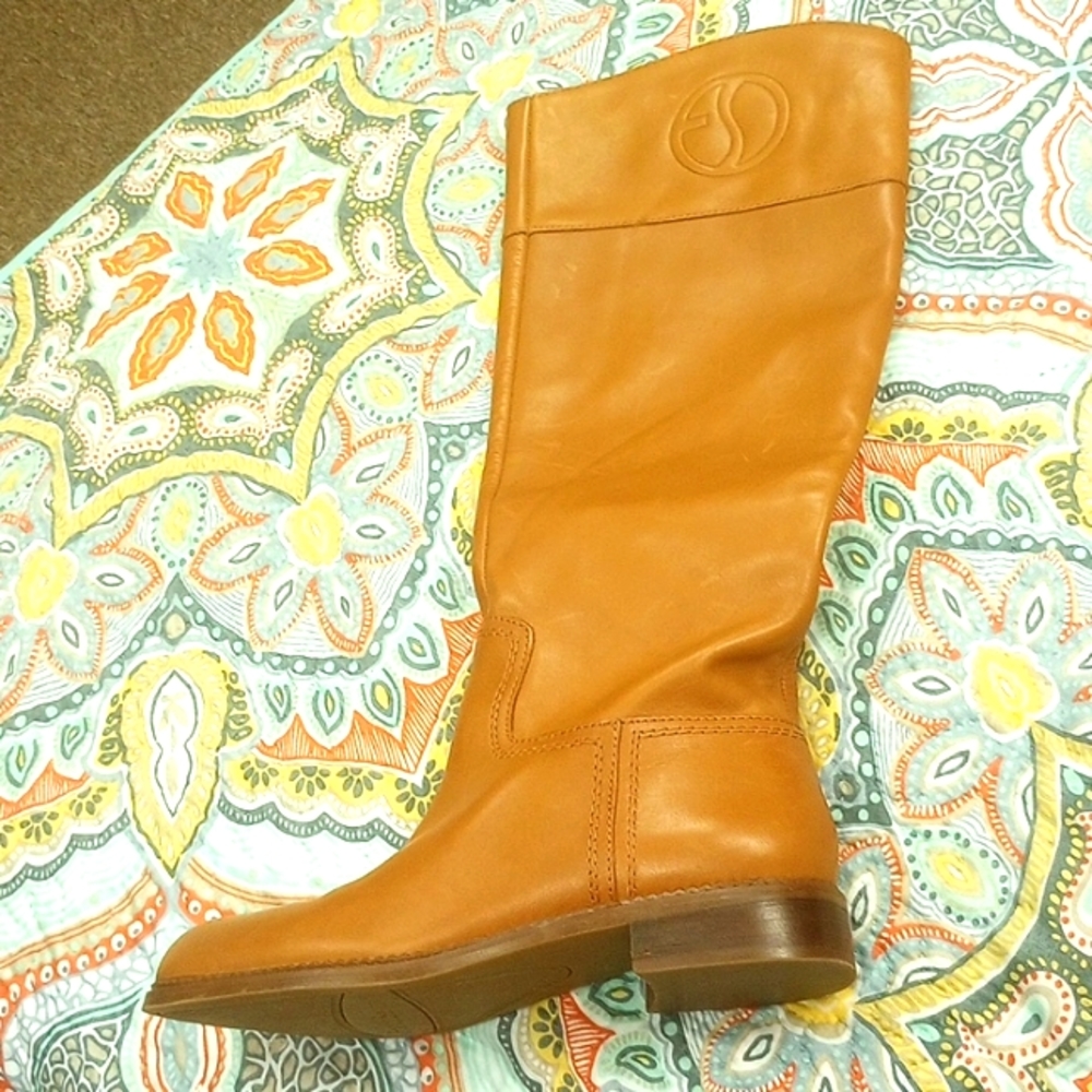 Knee high boots